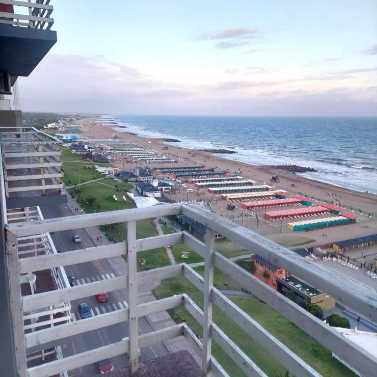 Departamento frente al mar con hermosas vistas Miramar - Two-Bedroom Apartment - 15