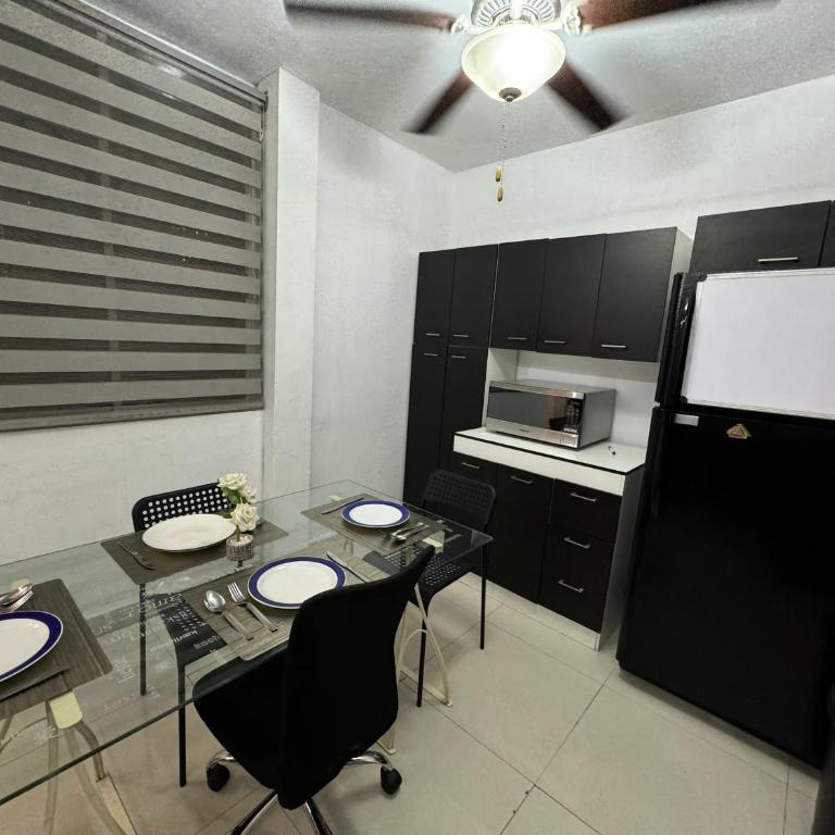 Excelente apartamento para 4 personas - Two-Bedroom Apartment - 7