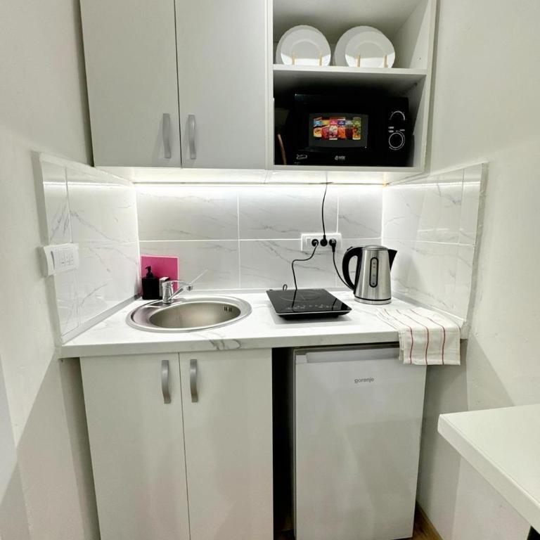 Global City Studio - Studio sa Balkonom - 7