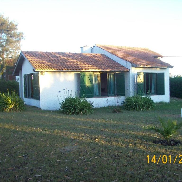 Casa Mitaluya - Three-Bedroom House - 1