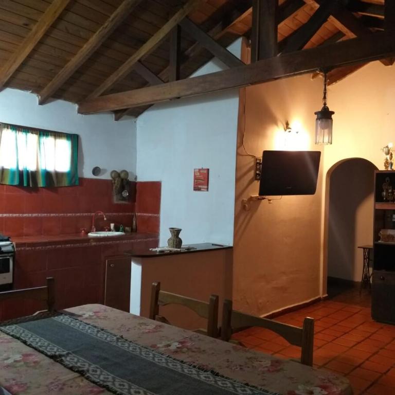 Casa Mitaluya - Three-Bedroom House - 9