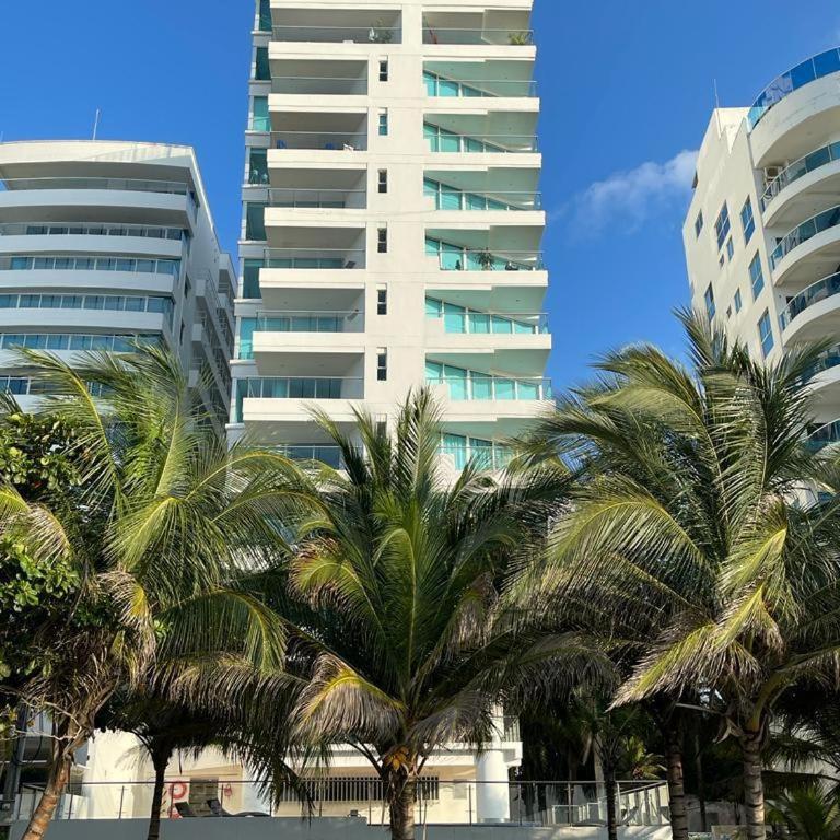 Apartamento con salida a la playa - Three-Bedroom Apartment - 16