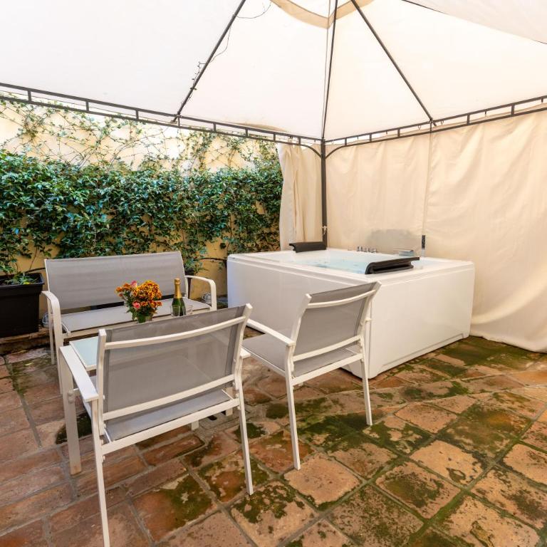 BolognaRoomscom - Frassinago Deluxe - Suite Queen con Vasca Idromassaggio - 20