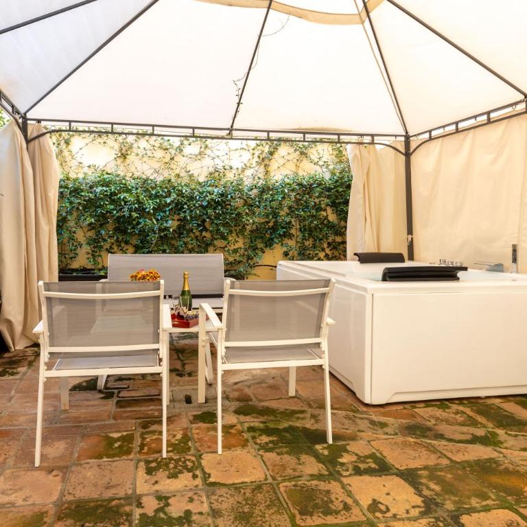 BolognaRoomscom - Frassinago Deluxe - Suite Queen con Vasca Idromassaggio - 25