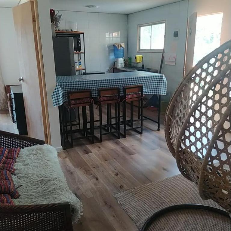 Cabaña entre eucaliptos en Huaquén 3D 1B más patio - Three-Bedroom House - 6