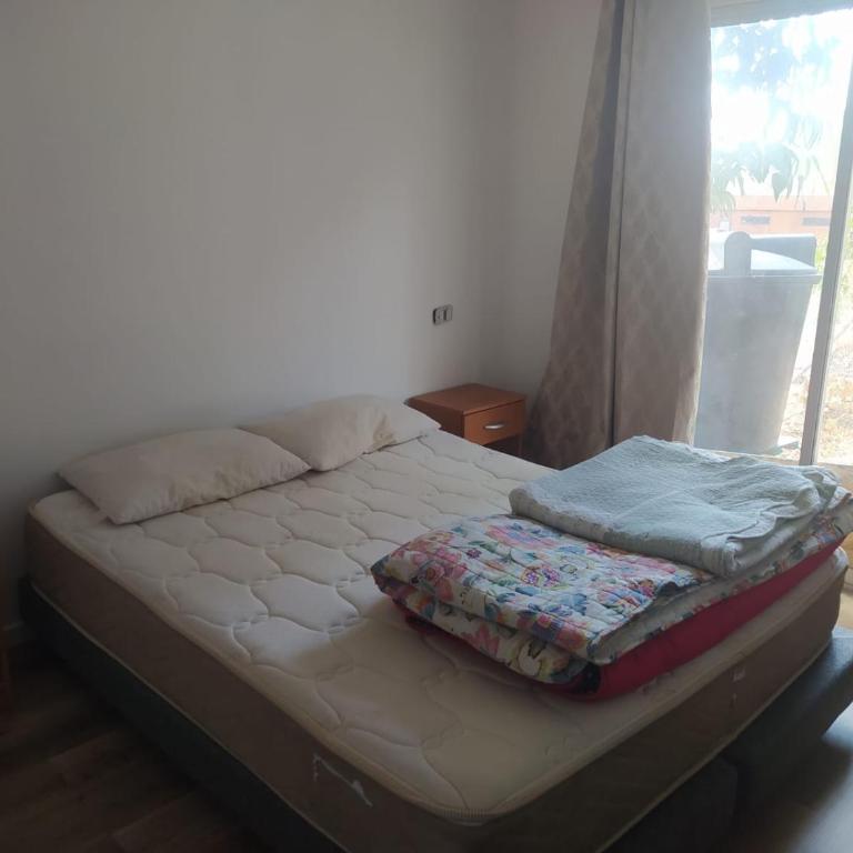 Cabaña entre eucaliptos en Huaquén 3D 1B más patio - Three-Bedroom House - 9