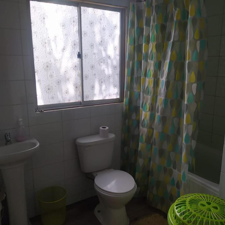 Cabaña entre eucaliptos en Huaquén 3D 1B más patio - Three-Bedroom House - 15