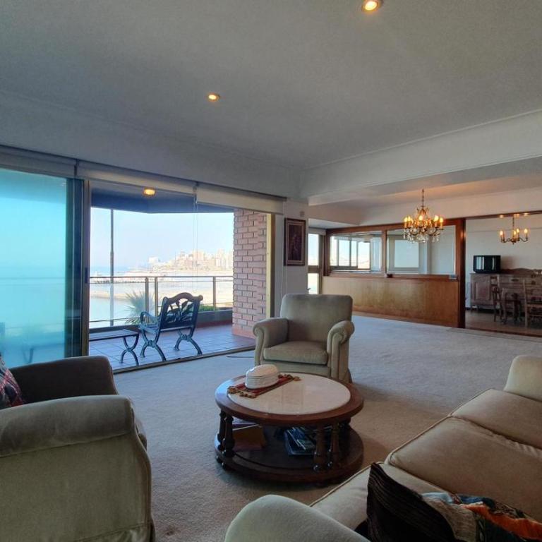 Departamento con vista al mar - Apartamento de 2 dormitorios - 15