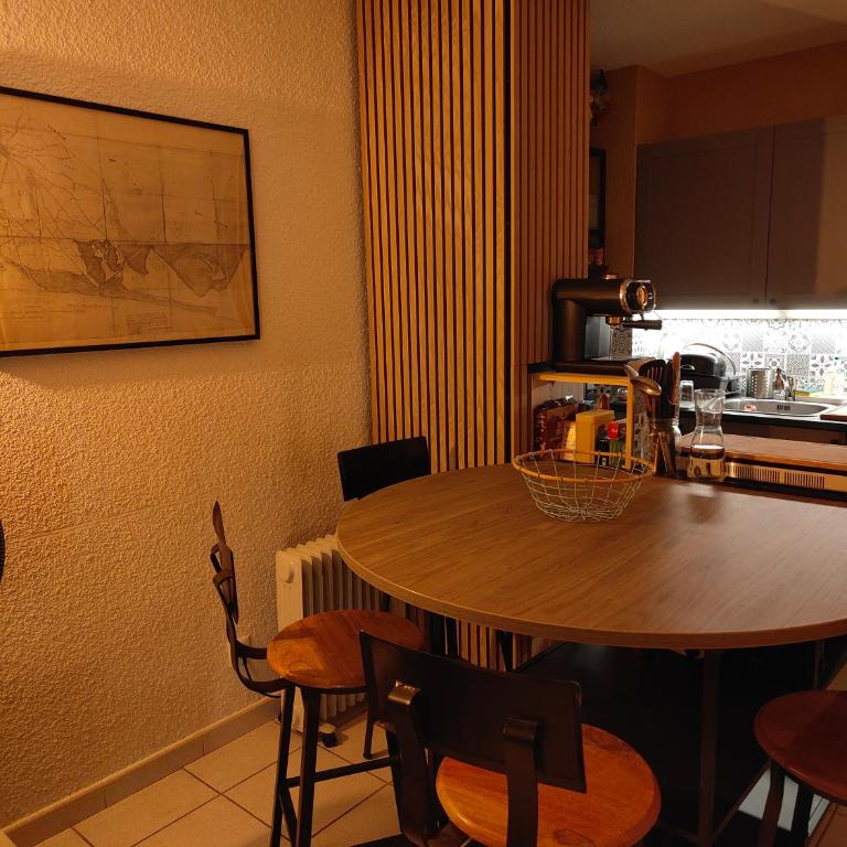 Bel appartement vue lac et montagne - Apartment mit 2 Schlafzimmern und Seeblick - 13