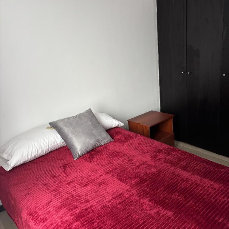 Comfortable apartment in South Quito - Three-Bedroom Apartment - 5