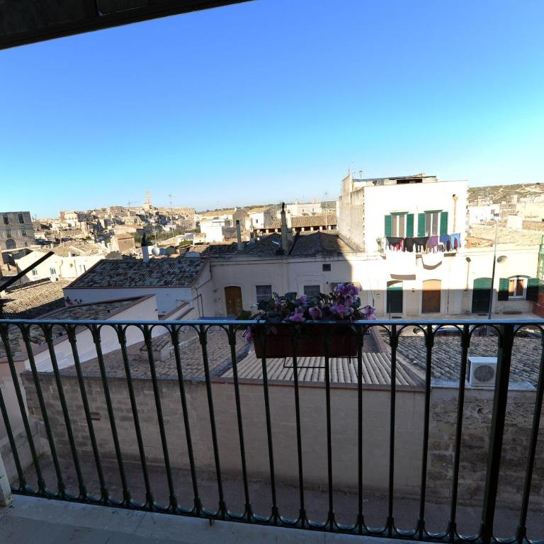 Vista Sui Sassi Guest House - Junior Suite con Balcone e Vista - 6