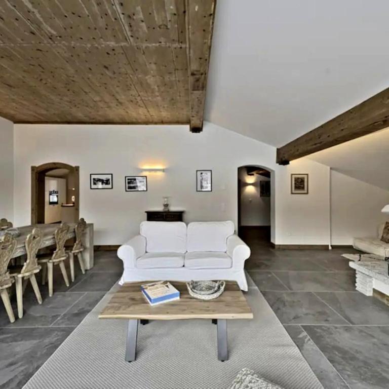 Attic Lake View with Free Parking - Apartment mit 3 Schlafzimmern - 1