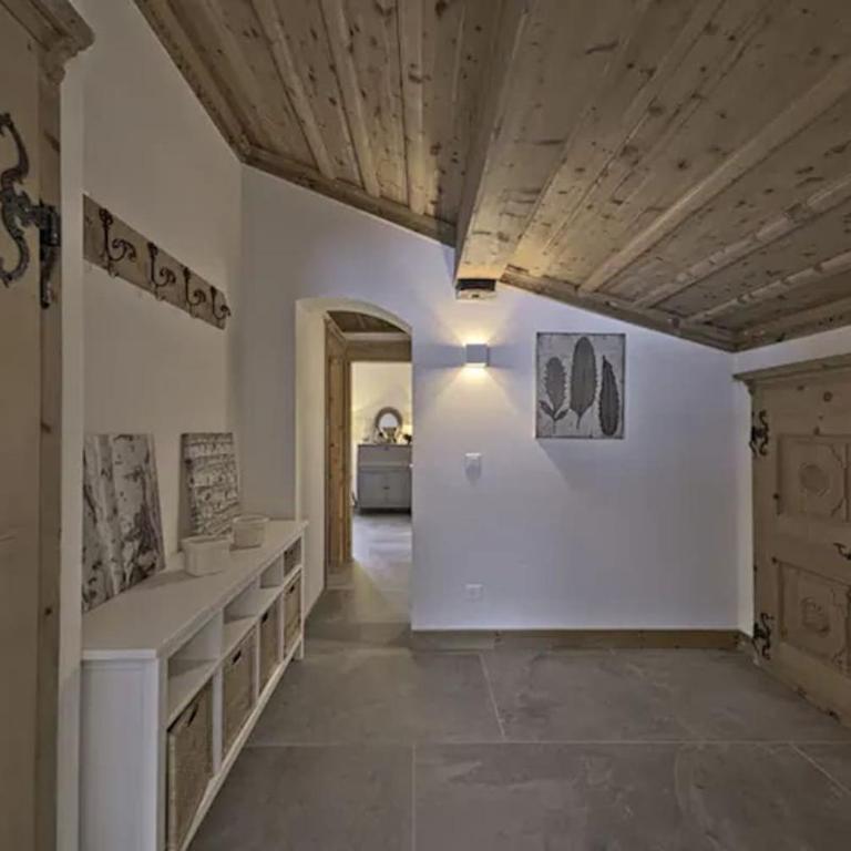 Attic Lake View with Free Parking - Apartment mit 3 Schlafzimmern - 17