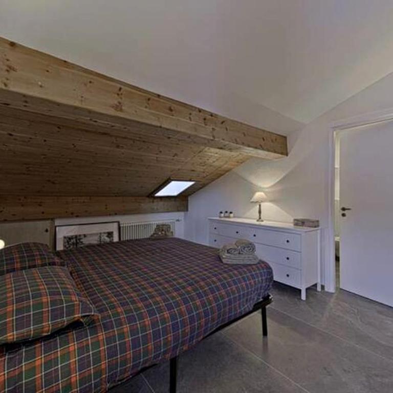 Attic Lake View with Free Parking - Apartment mit 3 Schlafzimmern - 20