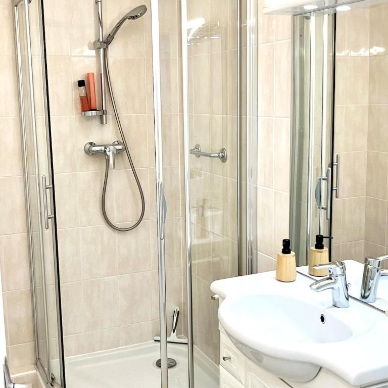 Cozy and Modern Apartment with View - Appartement 1 Chambre - 29