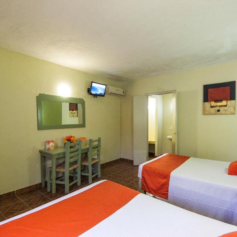 Hotel Hacienda Vallarta - Playa Las Glorias - Habitación Cuádruple Estándar - 6