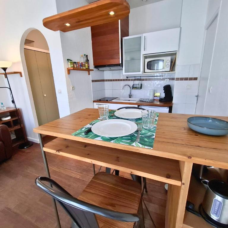 T2 calme avec CLIM & WIFI - Gare St-Roch à 50m - Apartment mit 1 Schlafzimmer - 10
