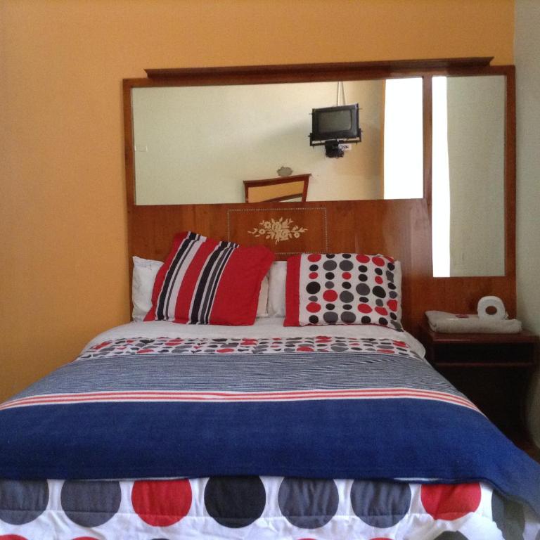 Hostal Buenos Aires - Budget Single Room - 6