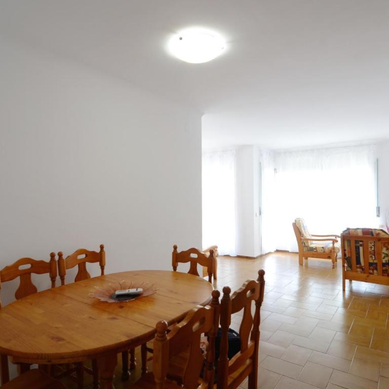 Puig Sureda 13 2-B - Apartamento de 3 dormitorios con balcón - 9