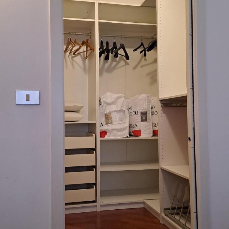 Italia61 Metro House - One-Bedroom Apartment - 9