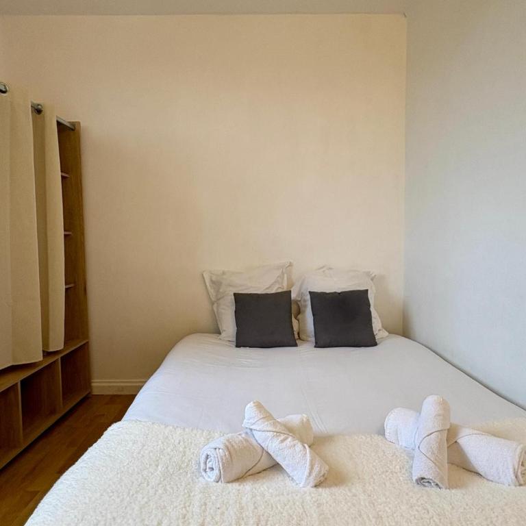 Superbe appt 3 ch à 2 pas du circuit des 24H - One-Bedroom Apartment - 13