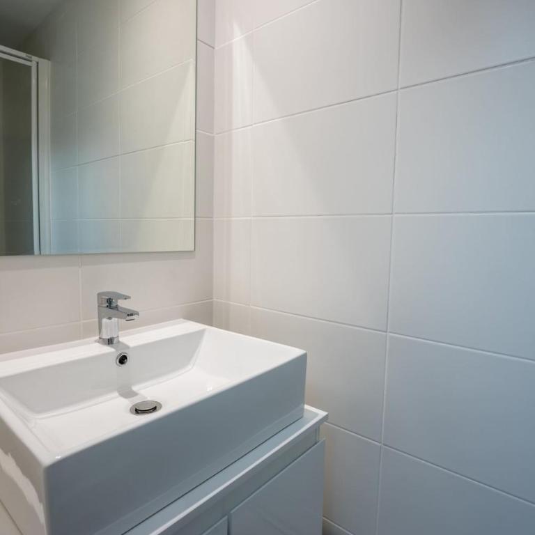 Résidence Coliving Bordeaux : Chambres Privées Tout Inclus - Chambre Double avec Salle de Bains Privative - 25