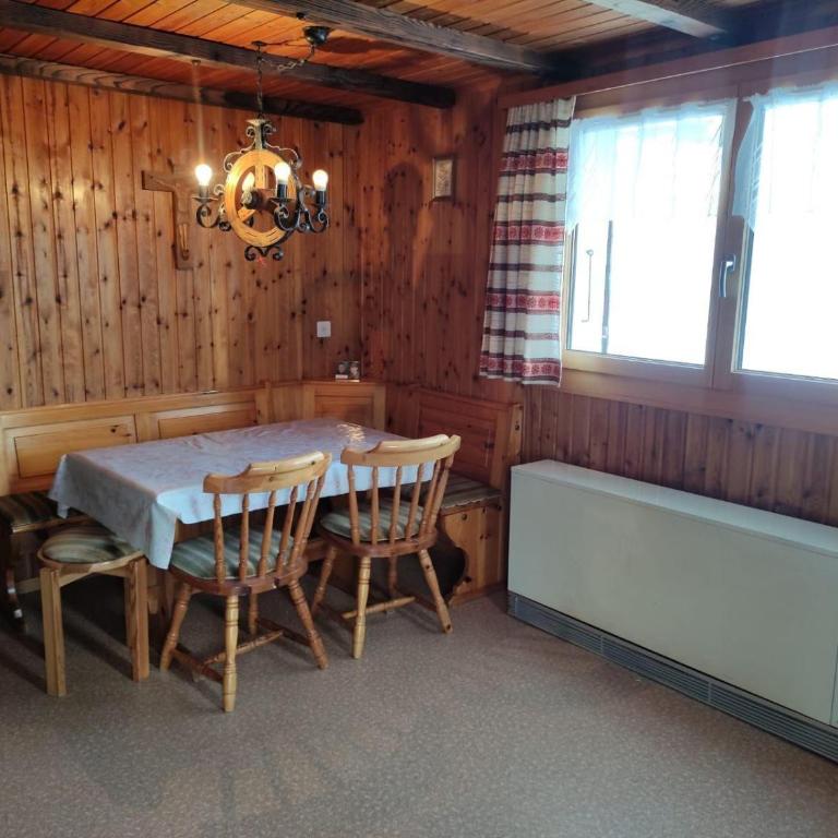 Chalet Lueg uf Belalp - Apartment - 4