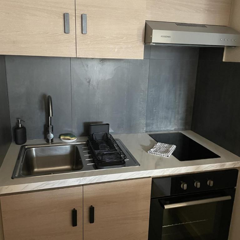 Studio tout confort - Appartement 1 Chambre - 12