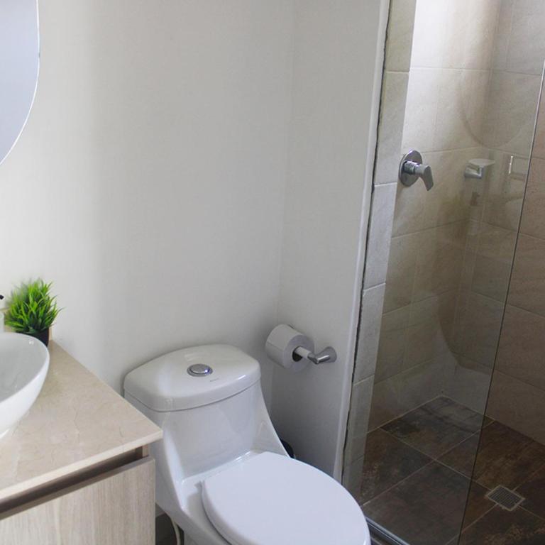 Allianze Apartahotel - Three-Bedroom Apartment - 22