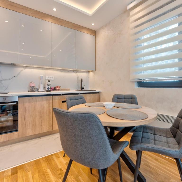 Apartmani Gomax 3,4 & SPA Zlatibor - Two-Bedroom Apartment - 6