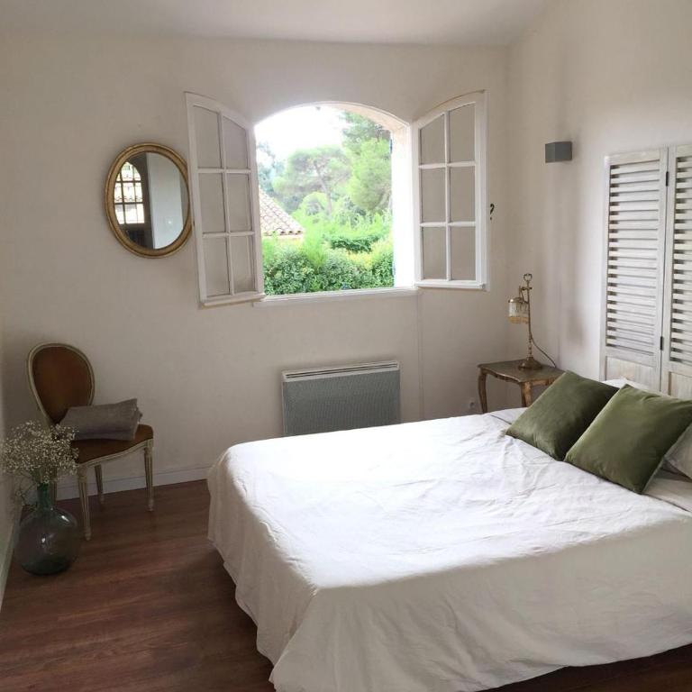 3 Bedroom 2 Bath Villa Private Pool in Mougins - Villa con 3 Camere da Letto - 10