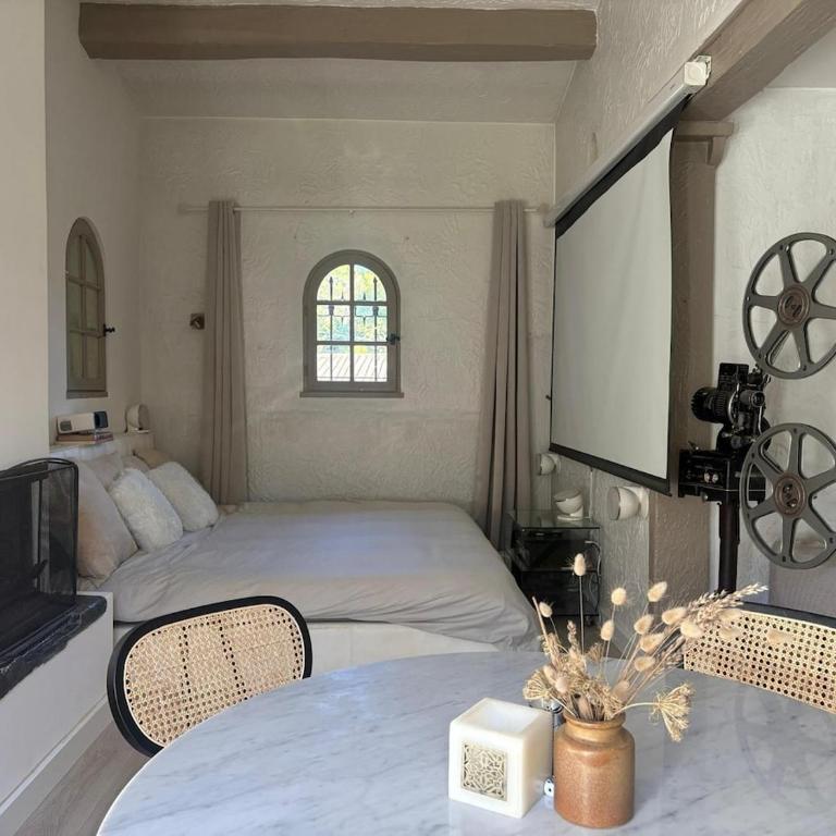 3 Bedroom 2 Bath Villa Private Pool in Mougins - Villa con 3 Camere da Letto - 12