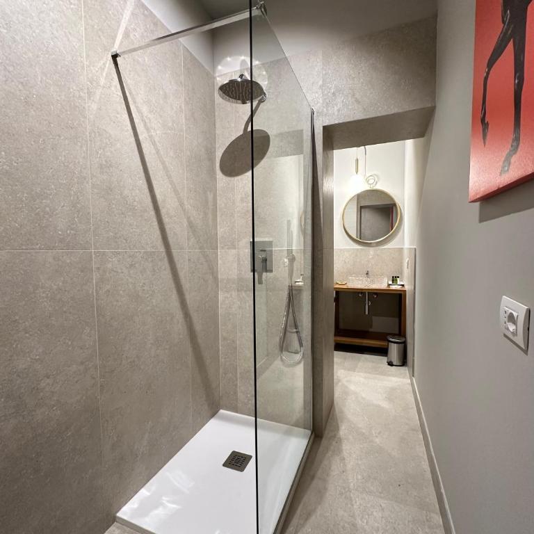 LIVING 43 - Luxury Design Home - Appartamento con 2 Camere da Letto - 15