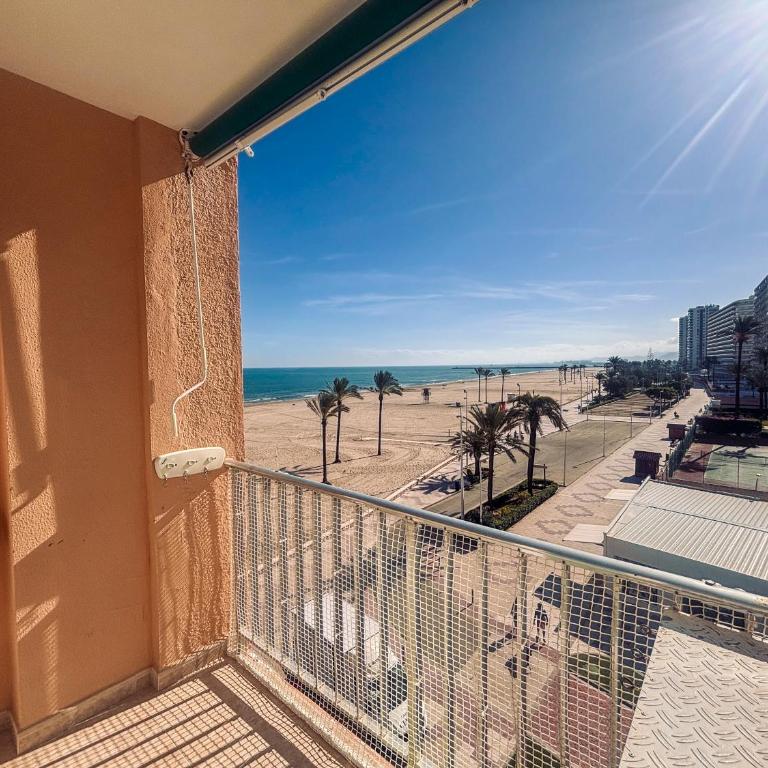 Apartamento primera línea playa San Antonio - Two-Bedroom Apartment - 10