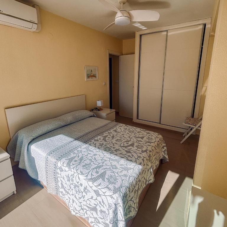 Apartamento primera línea playa San Antonio - Two-Bedroom Apartment - 8