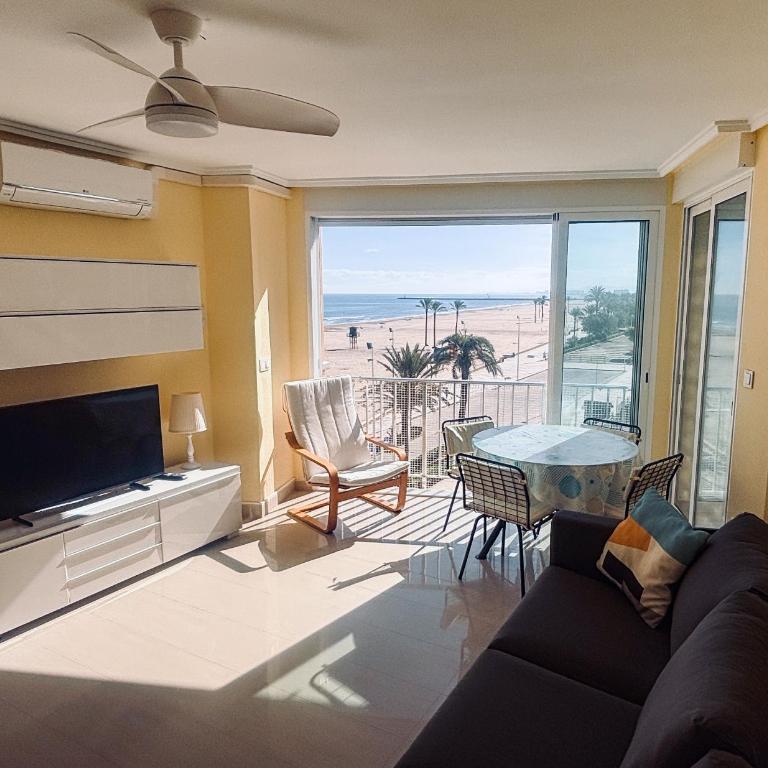 Apartamento primera línea playa San Antonio - Two-Bedroom Apartment - 2