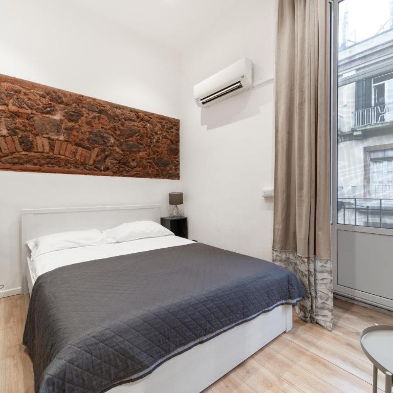 Etnea Room's 21 - Double Room with Balcony - 6