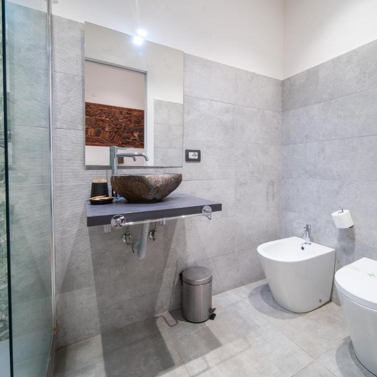Etnea Room's 21 - Double Room with Balcony - 7