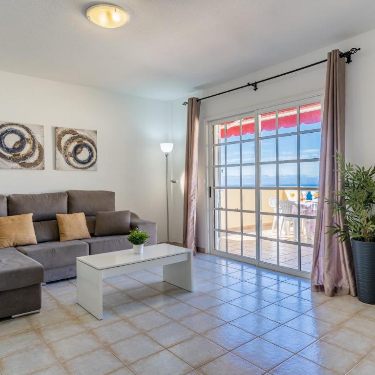 Penthouse with Panoramic Ocean Views & Terrace in Torviscas Costa Adeje - One-Bedroom Apartment - 46