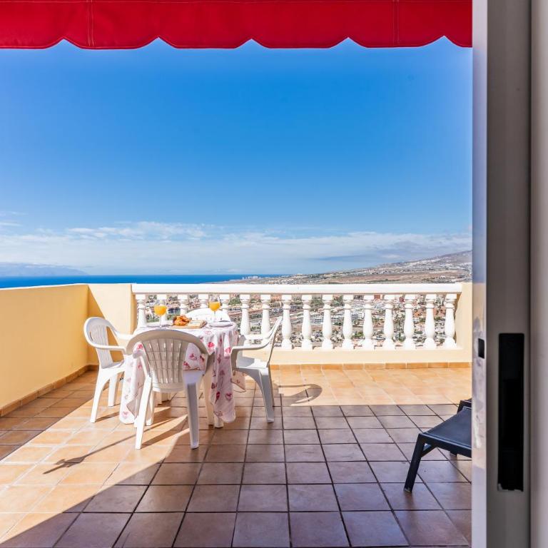 Penthouse with Panoramic Ocean Views & Terrace in Torviscas Costa Adeje - One-Bedroom Apartment - 52