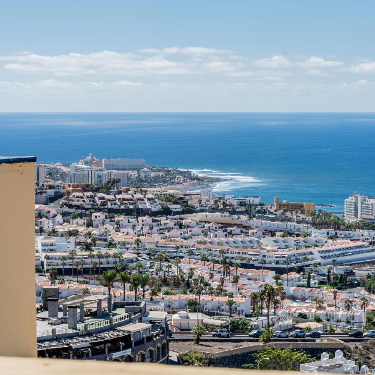 Penthouse with Panoramic Ocean Views & Terrace in Torviscas Costa Adeje - One-Bedroom Apartment - 54