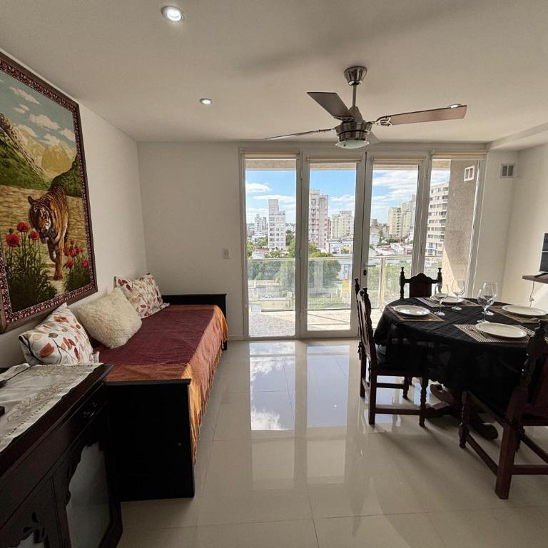 Departamento con balcón, hasta 4 personas, en Tandil, a metros de la plaza principal, con wi fi - Apartamento de 1 dormitorio - 23