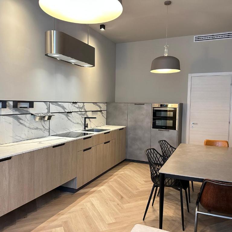 LIVING 43 - Luxury Design Home - Appartamento con 2 Camere da Letto - 18