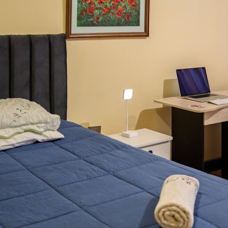 Namaste Bnb - Double Room with Private Bathroom - 8