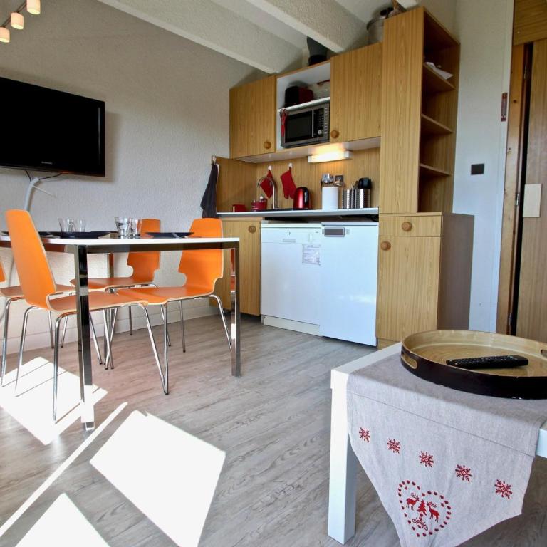 Studio cabine avec balcon et parking couvert - FR-1-340-141 - Studio - 3