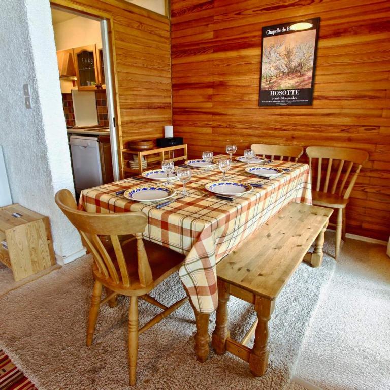 Appartement 3* au pied des pistes, balcon sud, 2 chambres - Apartment mit 2 Schlafzimmern - 7