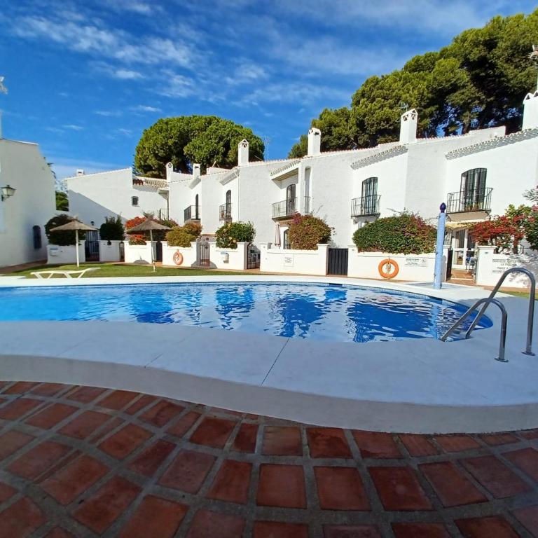 PINOS 20 MENYBER - Casa de 2 dormitorios - 1