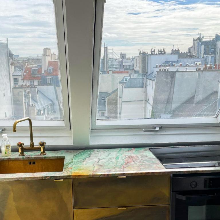 Penthouse with Terrasse and view on Eiffel tower - Three-Bedroom Apartment - 6