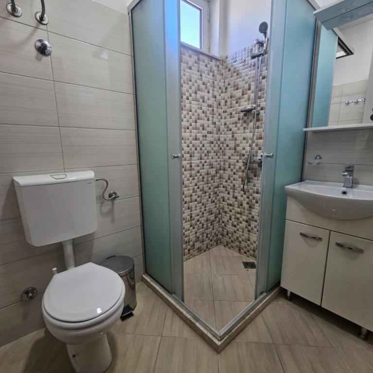 Casa ROBI - Apartments - Deluxe Room - 4