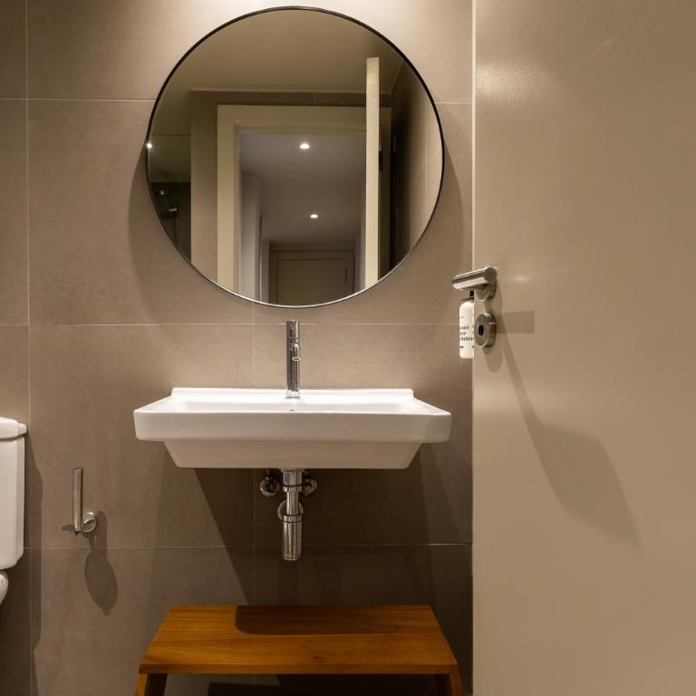 Uma Suites Barceloneta Beach - Two-Bedroom Apartment - 20